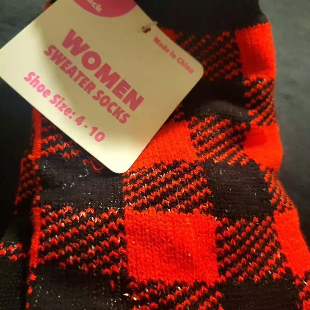 no brand black red